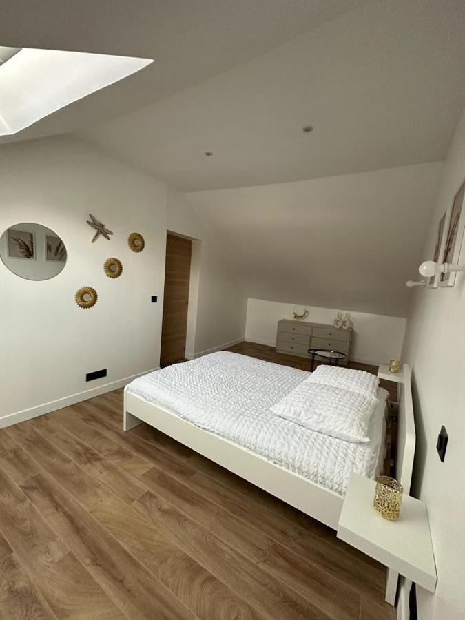 Chambres Dans Maison Neuve Au Style Chic Et Boheme Villeneuve-sous-Dammartin Exterior foto