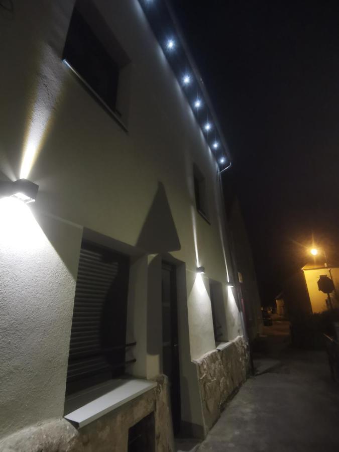 Chambres Dans Maison Neuve Au Style Chic Et Boheme Villeneuve-sous-Dammartin Exterior foto